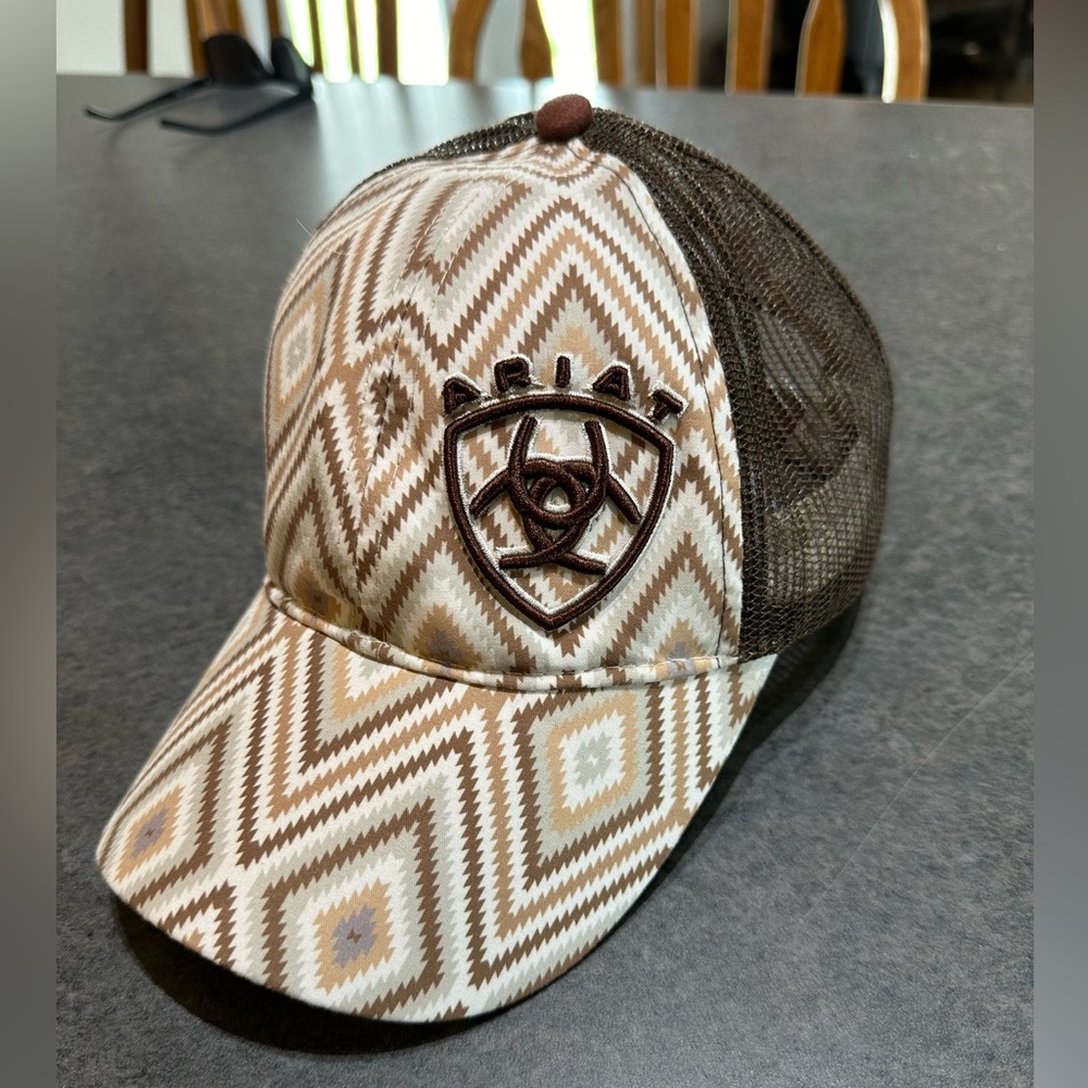 Women’s Ariat Mesh Back Ball Cap